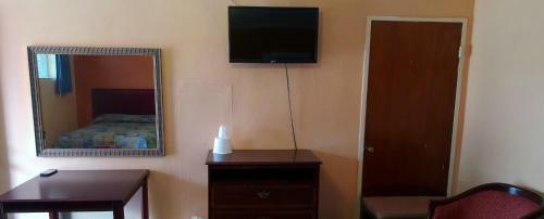 Encino Motel