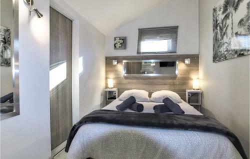 Nice Home In Manduel With 1 Bedrooms
