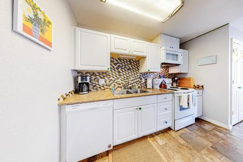 Two Sisters Cottage