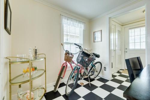 Sunny Retreat In Galveston