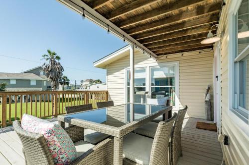 Aloha House - Classy Decor And Finishes - Easy Beach Access!
