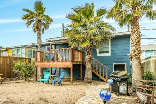 Cast A Waves & The Hideaway