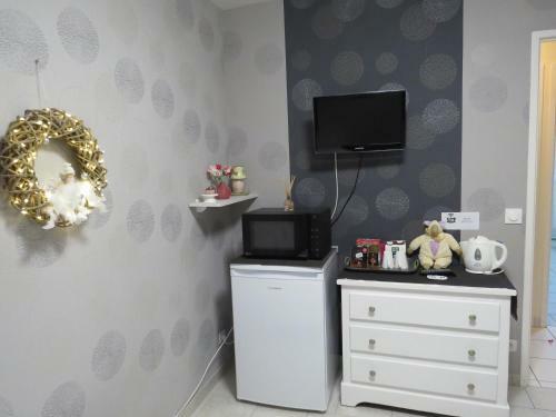 Hostal Chambre D'h�tes La Cl� Du Bonheur
