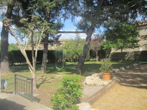 Apartamento Studio Avec Piscine Sur 3000 M�tres de Terrain