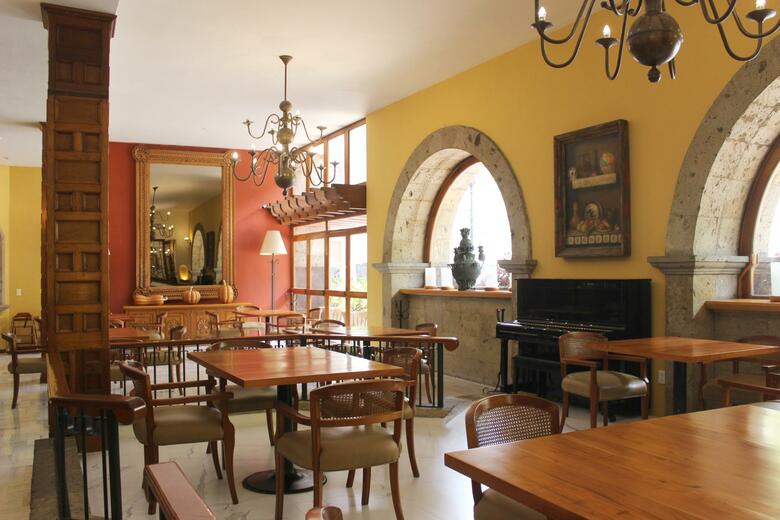 Hotel De Mendoza