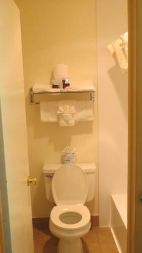 Hotel Americas Best Value Inn Raton Sands