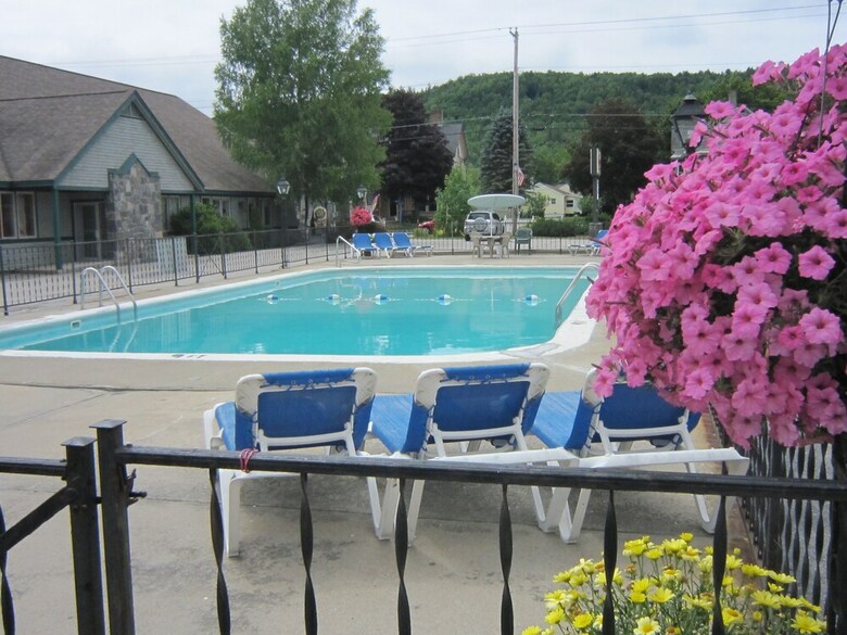 Hotel Royalty Inn