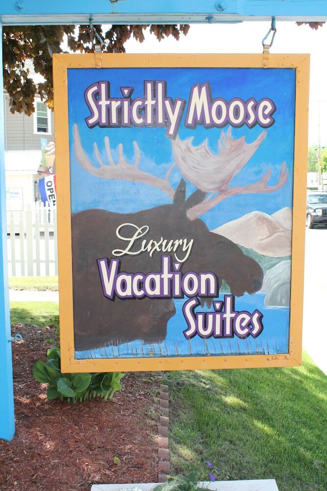 Apartamento Strictly Moose Luxury Vacation Suites