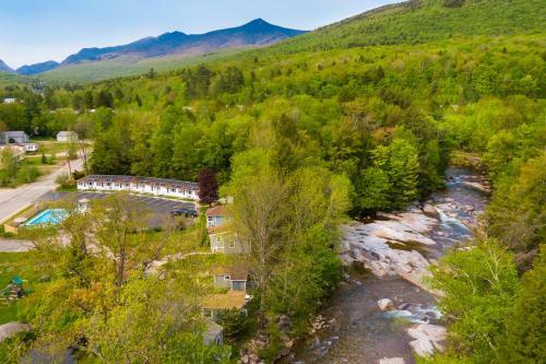 Mt. Liberty Cabins & Motel