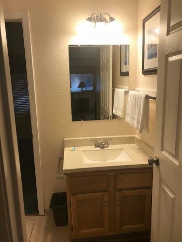 Apartamento Courtyard #210