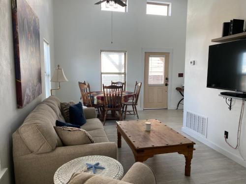 Far425-farley House Home