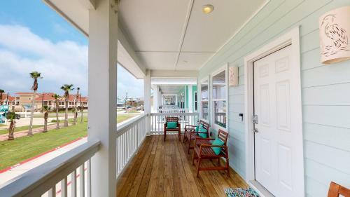 Bh5- Shell-abrate Beach Times Home