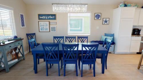 Se1802- Chic Shack Home