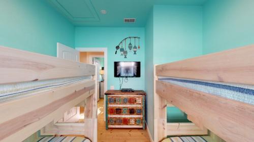 Ov30- Salt Life Home