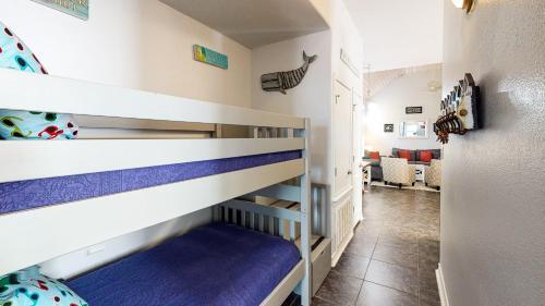 Pb220- The Main Sail Townhouse