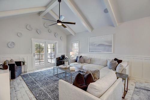 Lakeview Estate 198 Be