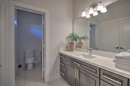 Central Houston Townhouse - 1 Mi To Downtown!