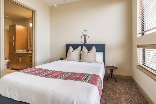 Apartamento Centrally Located Suite + Pool + Gym