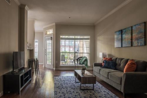 Apartamento Frontdesk Midtown Arbor Place Apts Houston, Tx