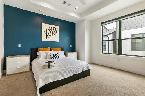 Modern Luxury Home In Downtown (Entire Home)