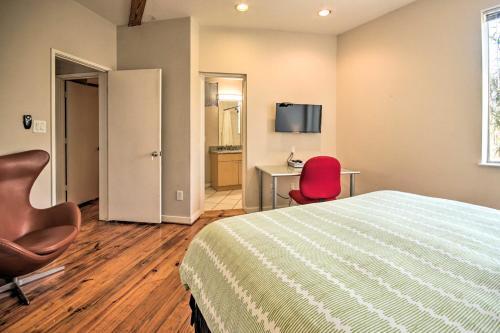 Chic Abode With City Views, 2 Mi To Museum Park