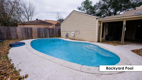 Pool House, 20 Minutes From Dt 4bdr For 10 Guests - Winkleman