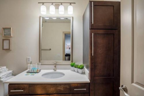 Apartamento Bayou City Boho - Med Ctr/nrg 2bd/2bth W/pool View