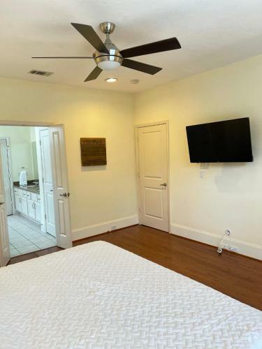 Luxury 4 Story Home In Downtown Houston