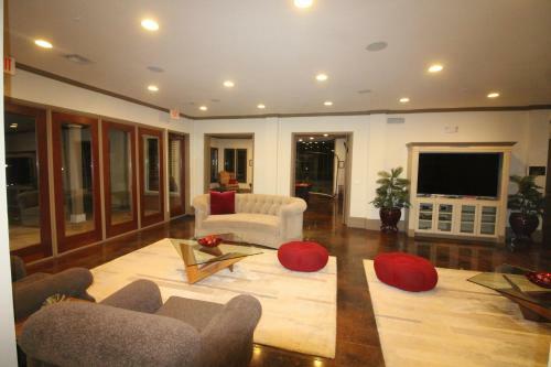 Apartamento Galleria 2 Bed 2 Bath Luxury Condo
