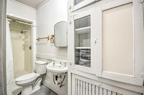 Pet-friendly Houston Home Less Than 2 Mi To Downtown!