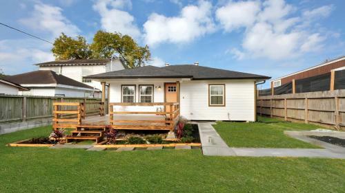 Cozy Bungalow