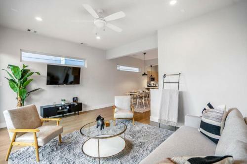 Ethereal Rooftop Retreat @ Midtown/eado