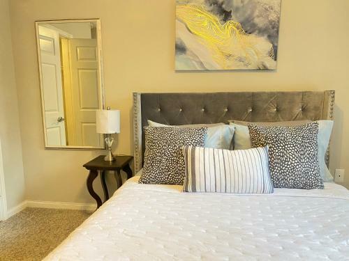 Modern Apartment In Downton Houston