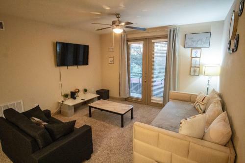 Apartamento Galleria-uptown Modern Apt Suite
