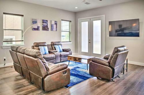 New! Beautiful 3 Story Houston Home