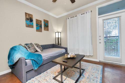 Apartamento The Nest @ Post Oak Monthly Discounts