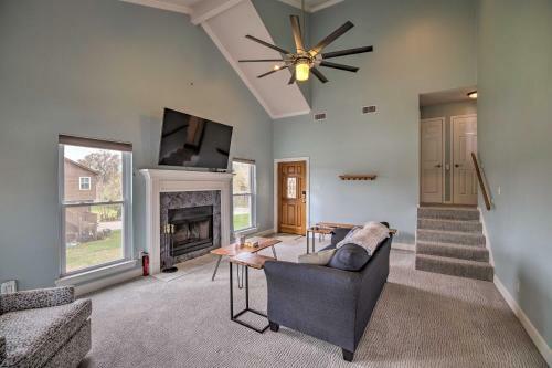 Waterfront San Jacinto River Home, Boat Slip