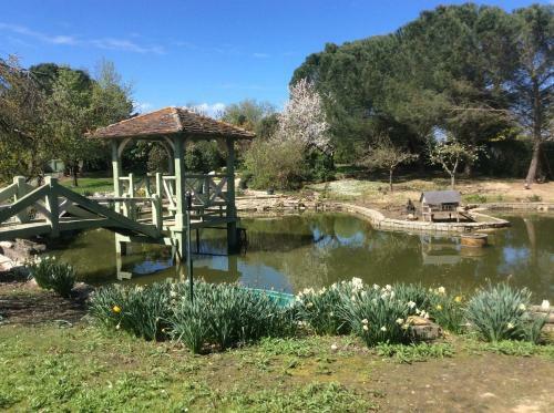 G�te Le Bois de Montpouillan