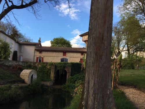 La D�pendance De Bazin