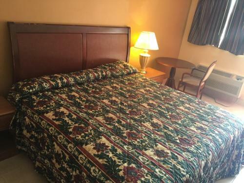 Hotel Cloud 9 Inn