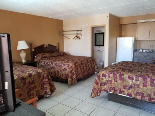 Hotel Cloud 9 Inn