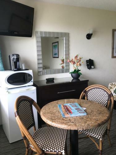 Crystal Beach Motor Inn