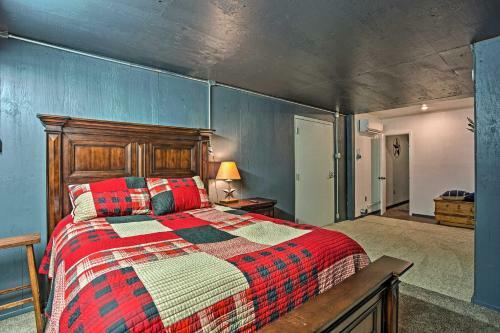Charming Quitman Cabin Less Than 2 Miles To Lake Fork