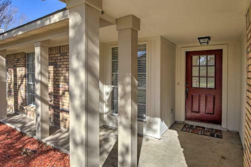 Rowlett Abode With Private Pool Less Than 5 Mi To Town!
