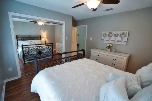 Luxury Stay Overlooking Mill Creek Golf Course