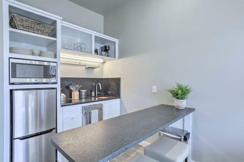 Bright San Marcos Apartment With Ideal Location
