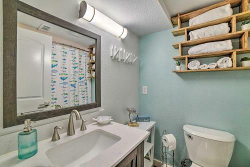 Apartamento Stylish Allegra Isles Escape With Pool Access!