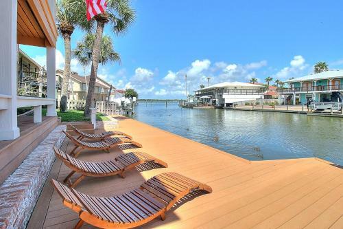 Bimini House