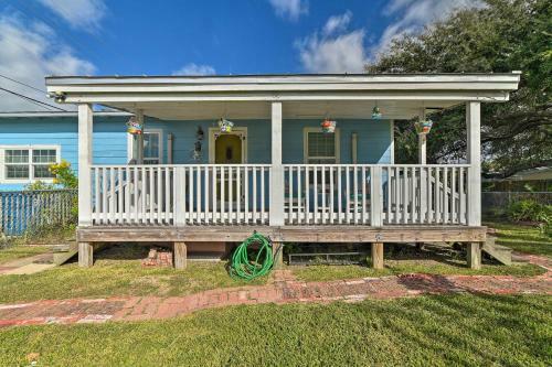 Cozy Texas Cottage Less Than 2 Mi To Rockport Beach!