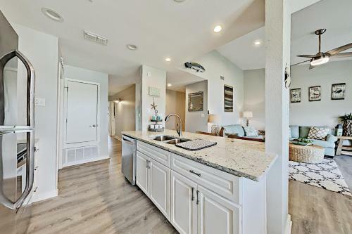 Bayhouse Condos 2410